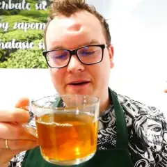 Jak zrobić zieloną herbatę bez goryczy? Poradnik Macieja.