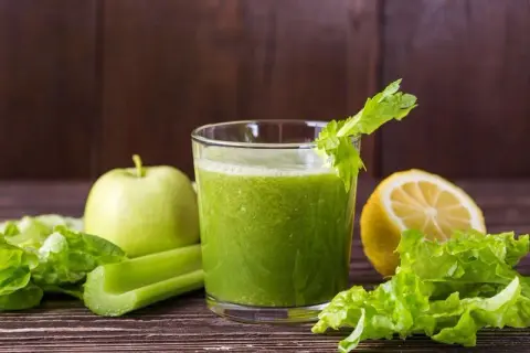Domowe koktajle: Czy zastąpią Herbalife? Przepisy, skład, oszczędności