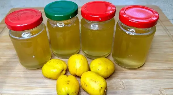 Syrop z pigwy do herbaty: prosty przepis na zdrowie na całą zimę