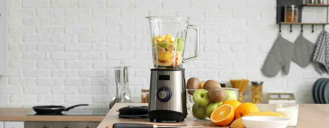 Jaki blender do koktajli kupić? Poradnik eksperta i ranking